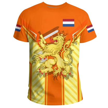 "Oranje Koningsdag T-shirt heren, levendige kleur, oversized fit, ademend polyester, iconische print, vieringen."