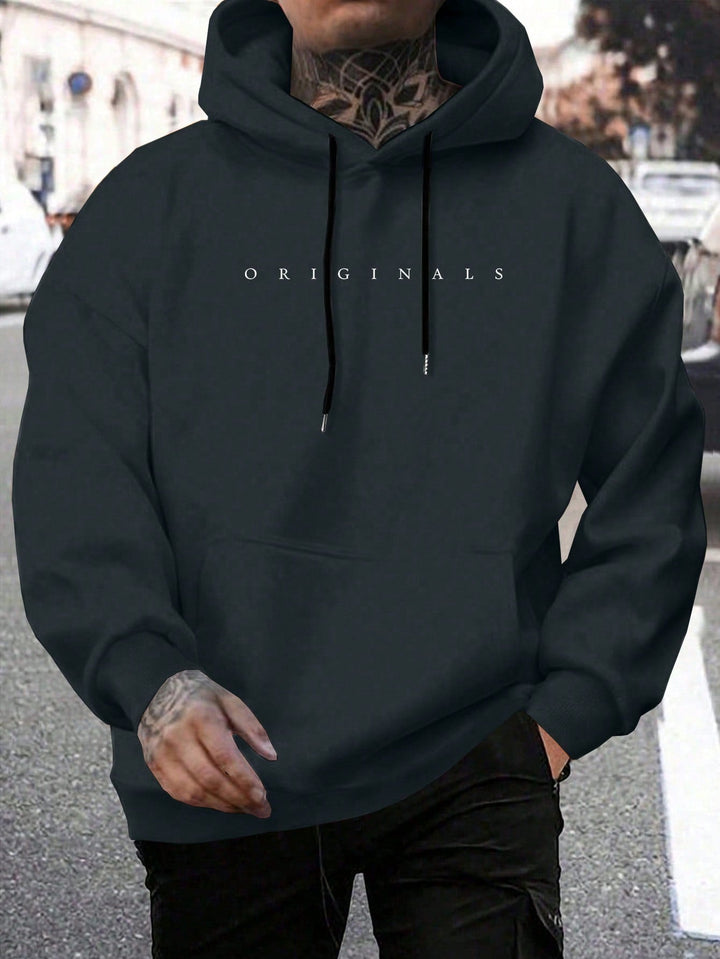 Heren casual hoodie met capuchon en gedurfde letterprint, comfortabel voor lente/herfst streetwear.