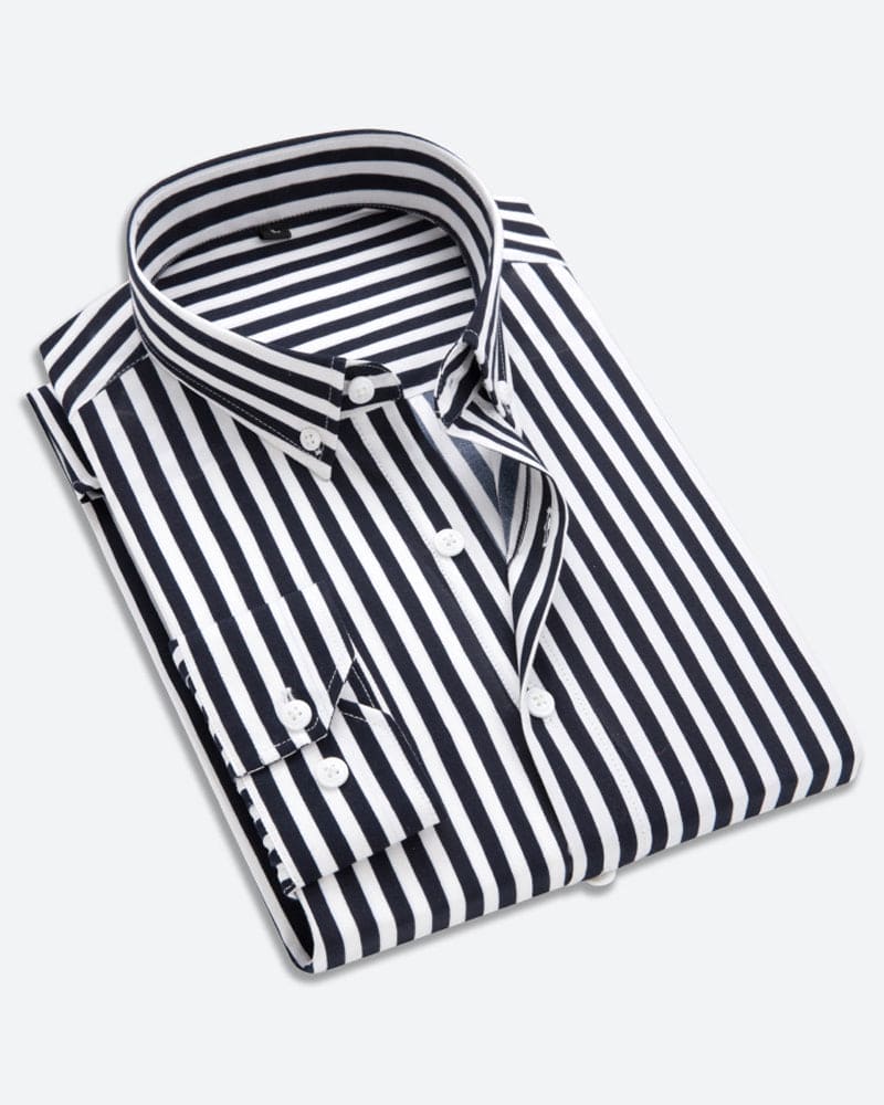 Veelzijdig gestreept herenoverhemd met lange mouwen, ideaal voor casual mode of een klassieke zakelijke outfit.