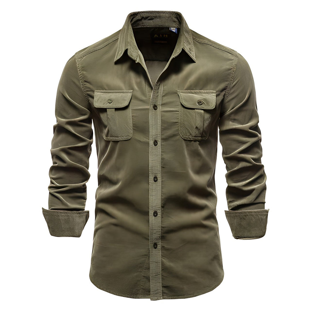 Stijlvol heren overhemd met lange mouwen en knoopsluiting. Perfect voor lente, zomer, herfst en winter mode.