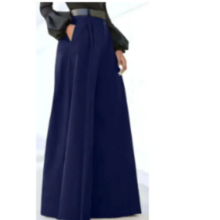 Modieuze dames wijde pijpen broek, comfortabel en effen. Ideaal voor een chique of casual outfit.