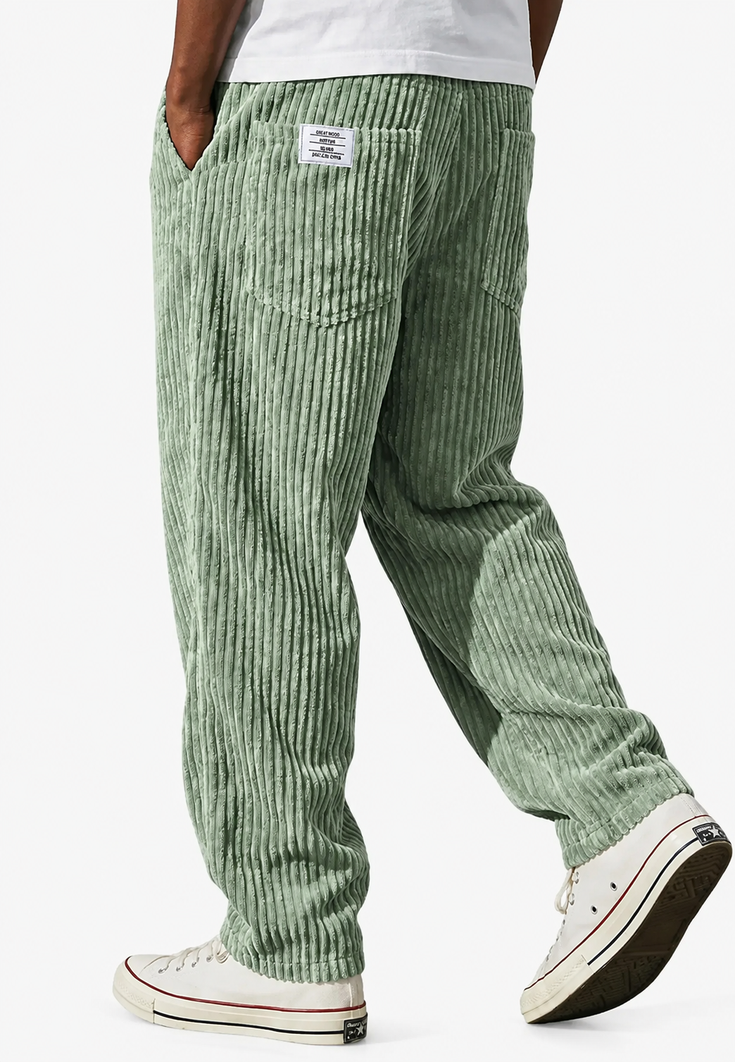 Comfortabele herensweatbroek met elastische tailleband en rechte pijpen. Geschikt voor casual herenkleding en ontspanning.