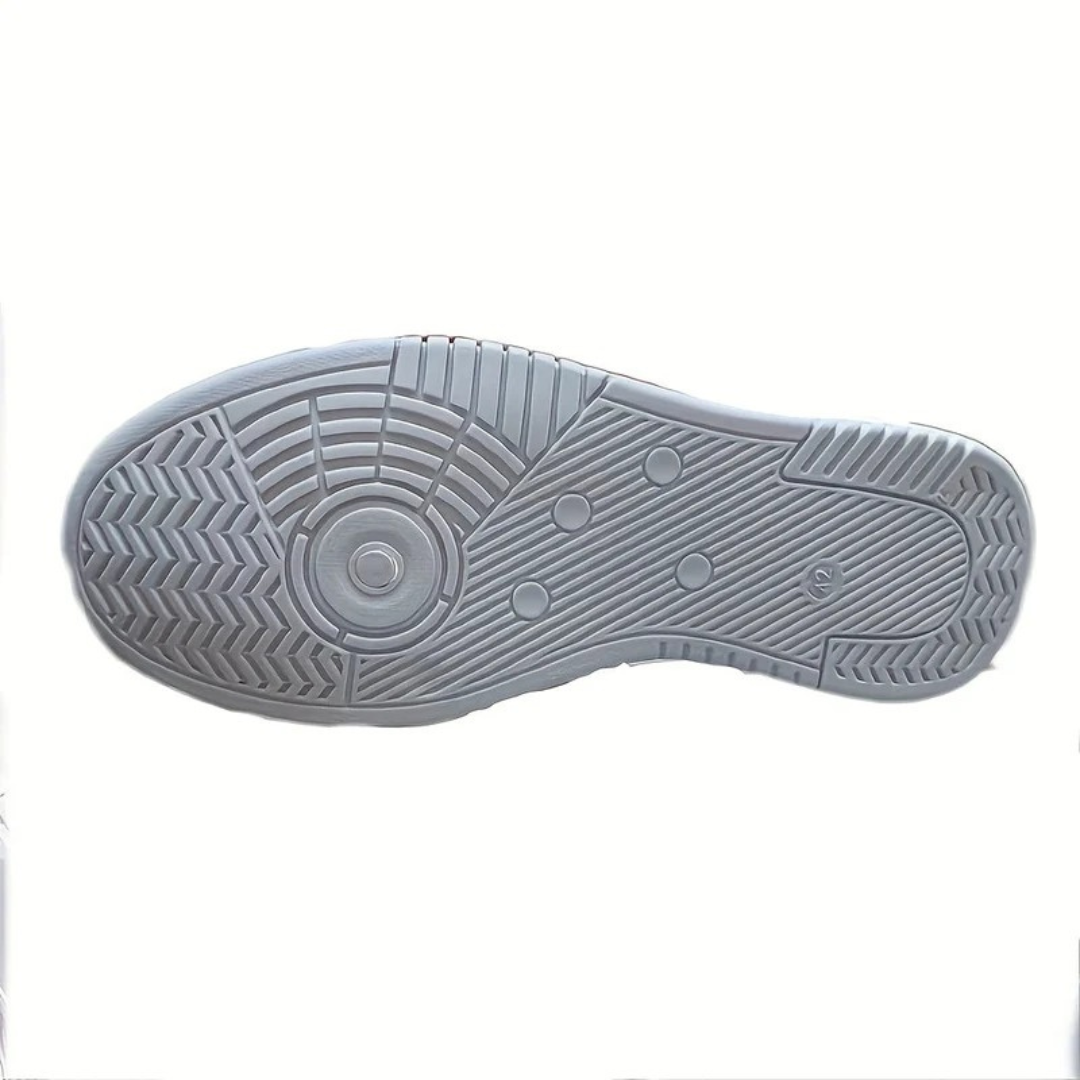 Zwart-grijze moderne heren sneakers MVB26, veelzijdig en comfortabel. Ideaal als dagelijkse schoenen.