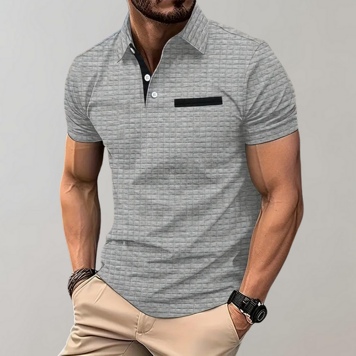 Simpel heren poloshirt, basic maar stijlvol, perfect voor elke gelegenheid.