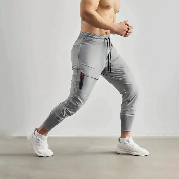 Heren lichtgewicht joggers, comfortabel en flexibel voor sport of vrije tijd.