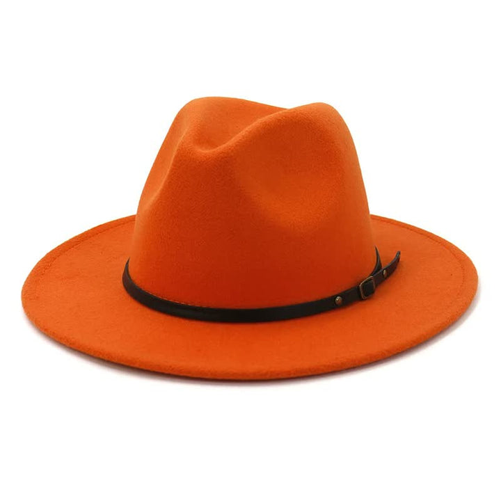 Klassieke dames fedora, een tijdloos accessoire dat bij elke stijl past.