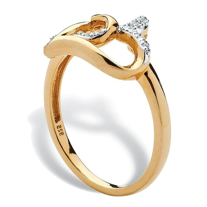 Unieke roségouden damesring met delicate hartjes, een elegant en modern liefdesgeschenk.