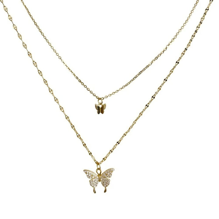 Zilveren damesketting met een elegante vlinderhanger. Trendy sieraad voor elke gelegenheid.