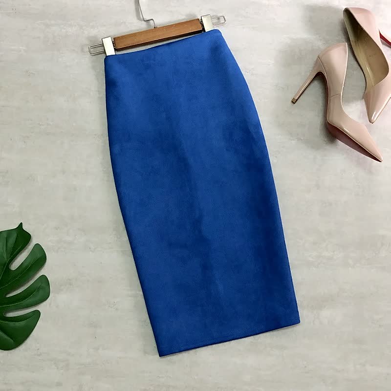 Stijlvolle zwarte dames minirok, ClubSkirt™ model. De elegante stof maakt deze rok geschikt voor elke gelegenheid.