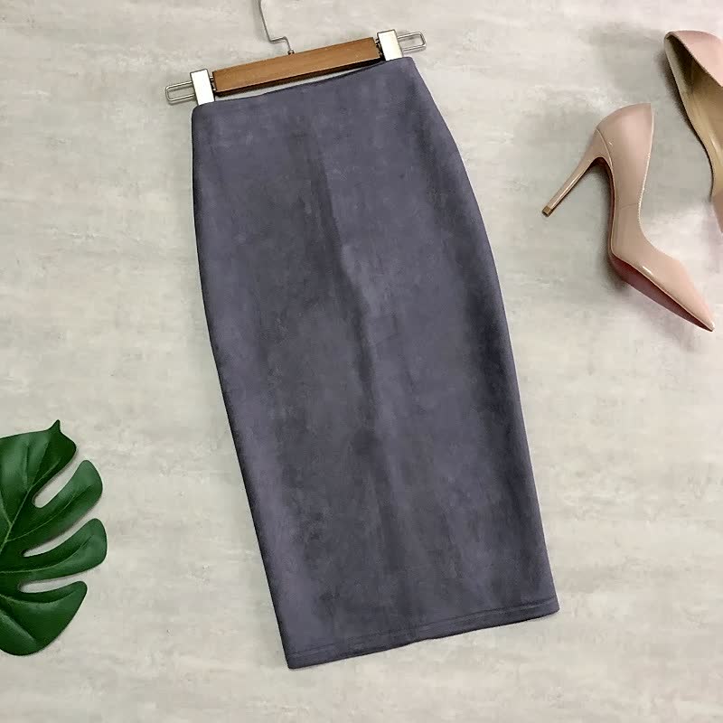 De perfecte pasvorm van deze elegante dames minirok ClubSkirt™. Accentueert stijlvol voor feest en kantoor.