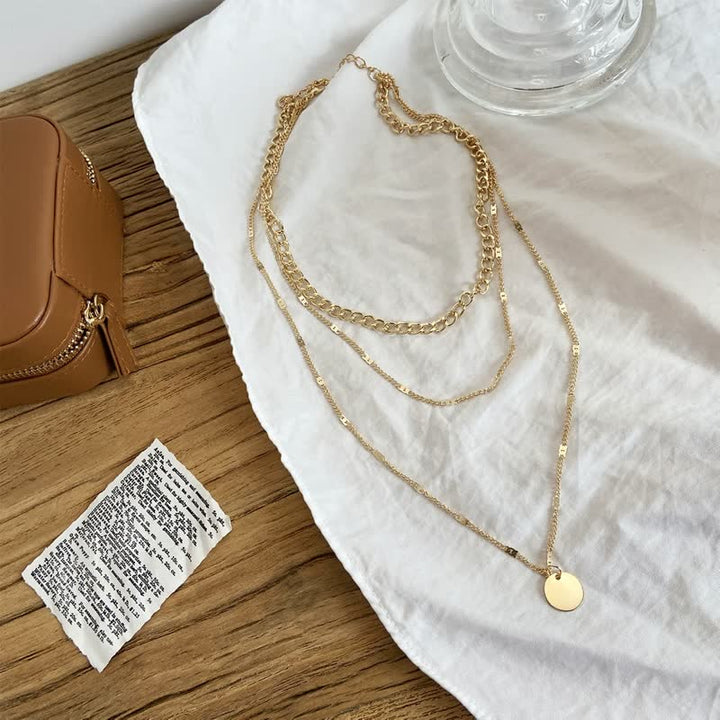 3Chains™ Classy Ketting voor Dames, een elegant en veelzijdig goudkleurig sieraad.