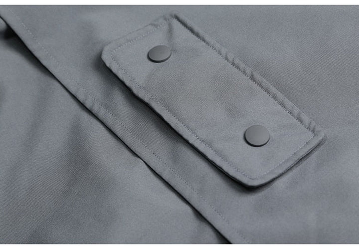 Zwarte dames winterjas, elegante thermojas voor een modieuze en warme look. Korte jas.