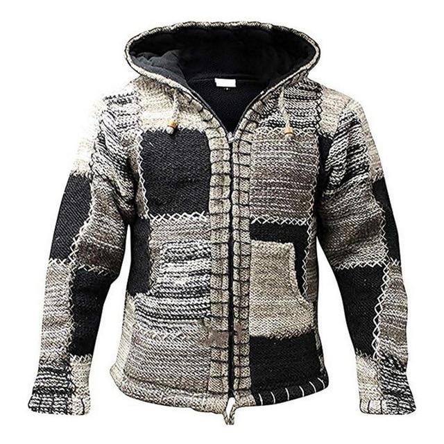 Modern heren patchwork vest, gebreid met uniek patroon. Ideaal voor modieuze herenmode en casual outfits.