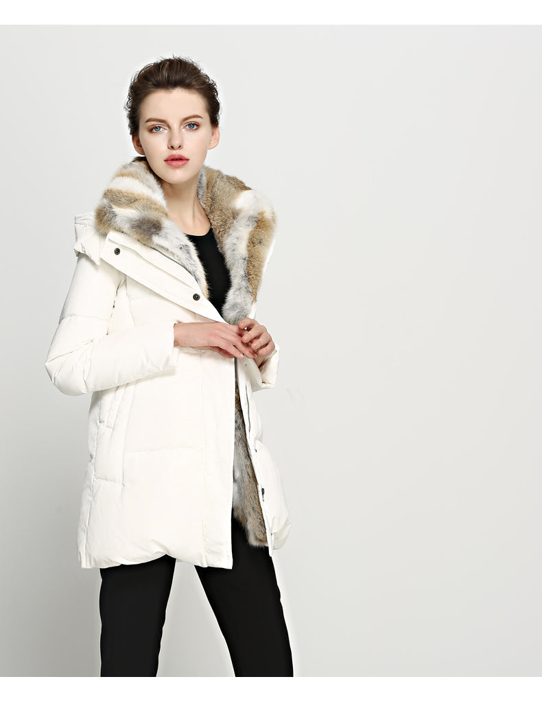 Dames essentials: comfortabele lange winterjas met capuchon.