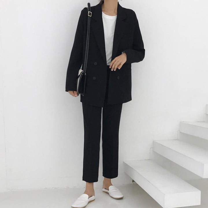 Veelzijdige damespak set: vintage blazer en broek, ideaal voor zakelijke en formele lente/zomer gelegenheden. Elegant.