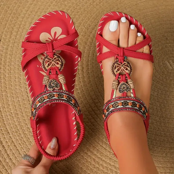 Duurzame dames comfortsandalen voor de zomer, met ondersteunend voetbed en stijlvolle afwerking.