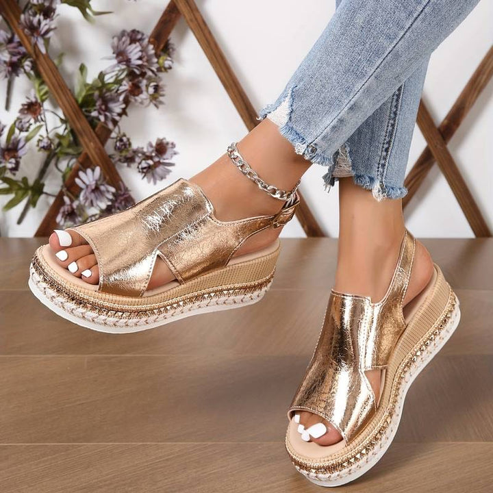Dames orthopedische sandalen met sleehak, franjes en open teen voor zomercomfort en stijl.