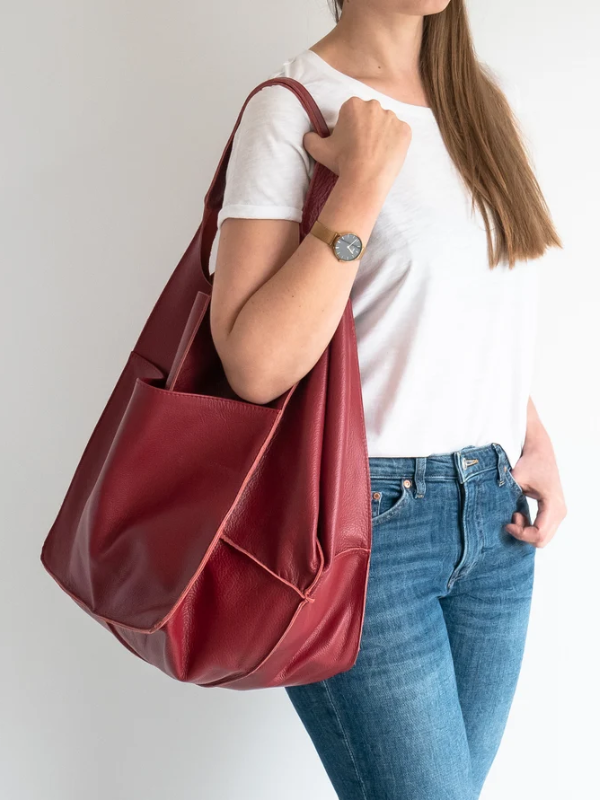 Grote PU-leren dames strandtas Maxine, perfect als vakantie accessoire.