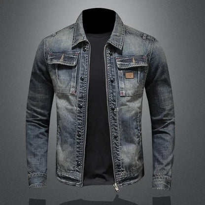 "Retro denim jack voor mannen, stoer ontwerp, stevige knoopsluiting, klassiek blauw, ideale casual stijl."