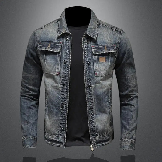 "Retro denim jack voor mannen, stoer ontwerp, stevige knoopsluiting, klassiek blauw, ideale casual stijl."