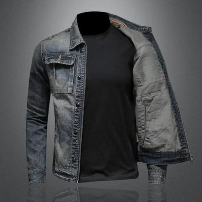 "Retro denim jack voor mannen, stoer ontwerp, stevige knoopsluiting, klassiek blauw, ideale casual stijl."
