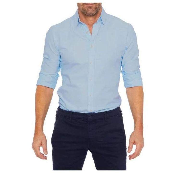 Dit heren shirt met slimme rits is kreukvrij, ideaal voor reizen en dagelijks gebruik.