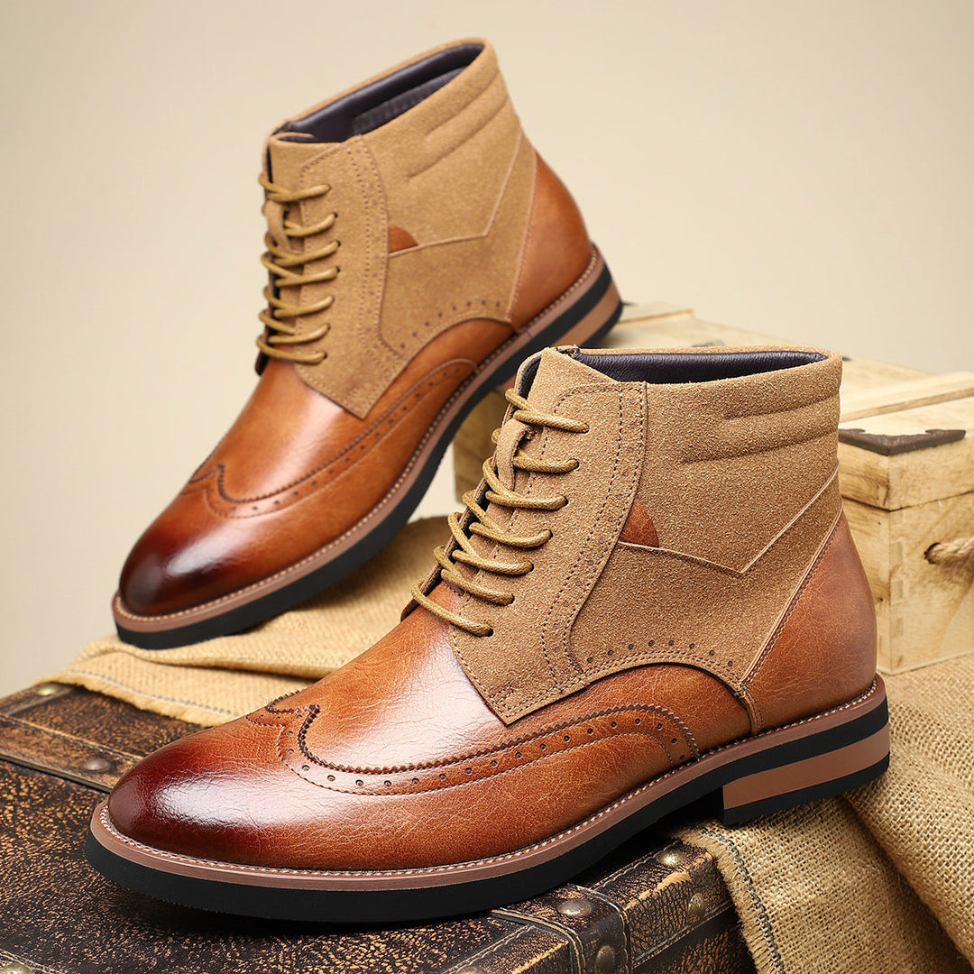 Stijlvolle heren wingtip schoenen gedragen, perfect voor formele gelegenheden of casual chique look.