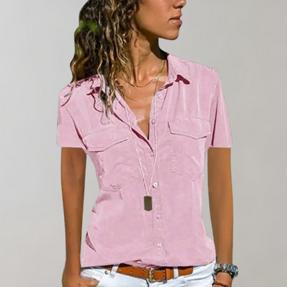 "Roze zomerse damesblouse met korte mouwen, elegante pasvorm, luchtig en veelzijdig voor warme dagen."