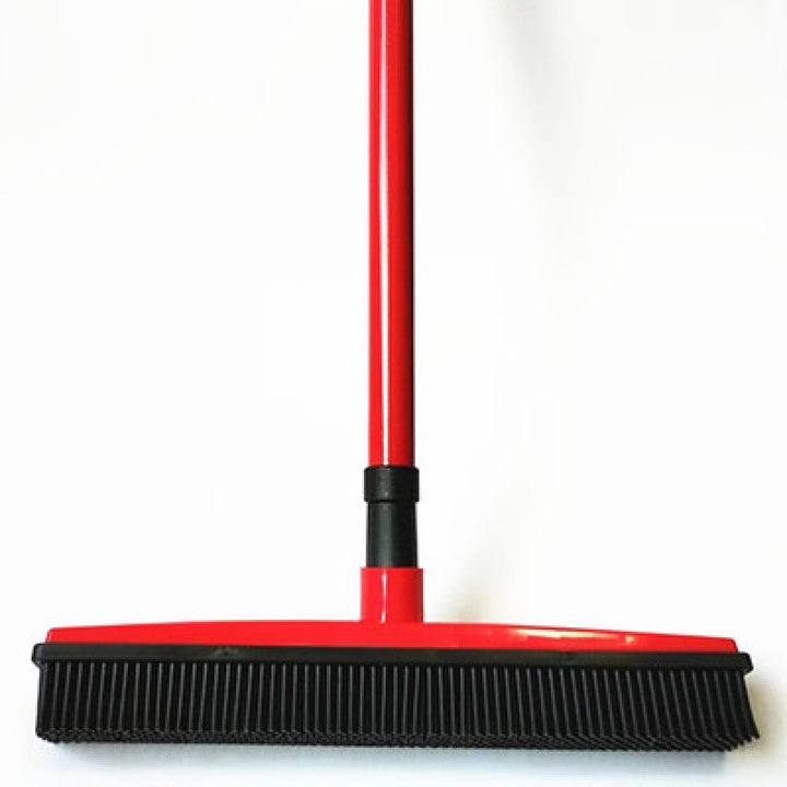 Rubberen bezem verwijdert effectief huisdierharen van tapijt & harde vloeren. Ideaal voor een schoon huis.
