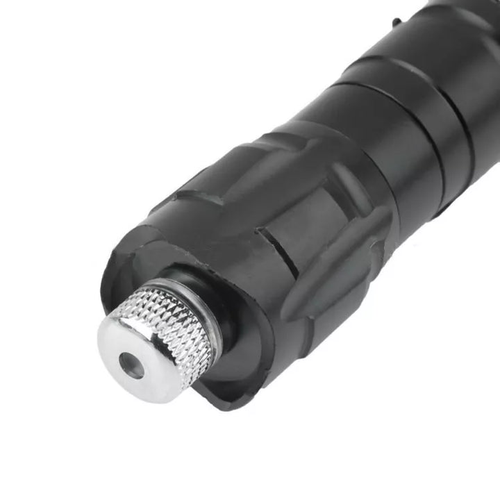 Slanke groene oplaadbare laserpointer, hoge precisie, perfect voor professioneel gebruik.