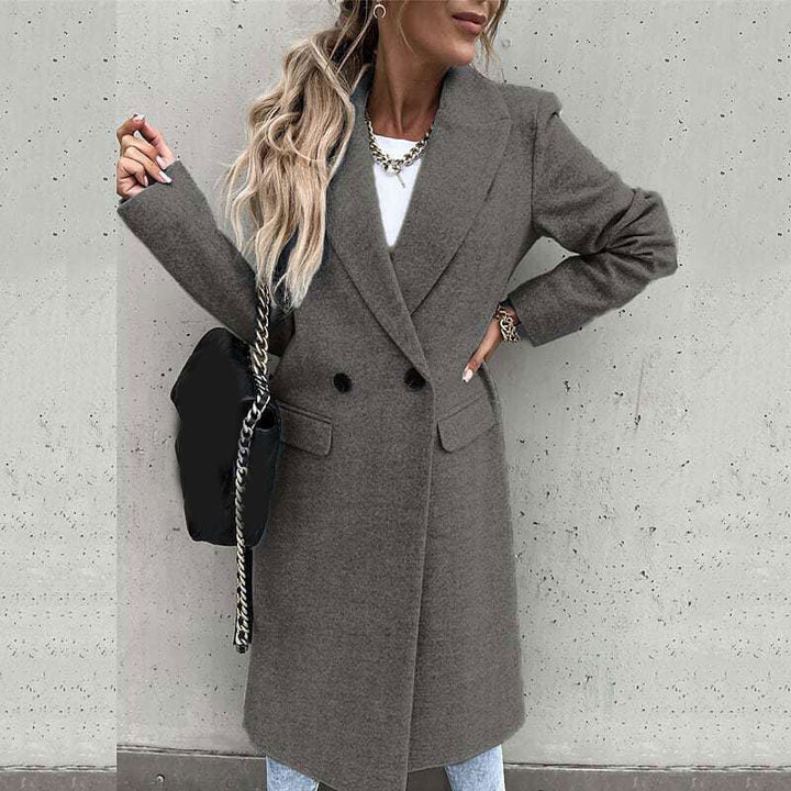 Modieuze grijze lange mantel Alina, comfortabel voor elk seizoen. Elegante dames overjas.