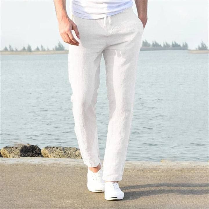 Veelzijdige heren linnen blend broek. Ideaal als comfortabele casual broek of chique zomerbroek voor lente/zomer.