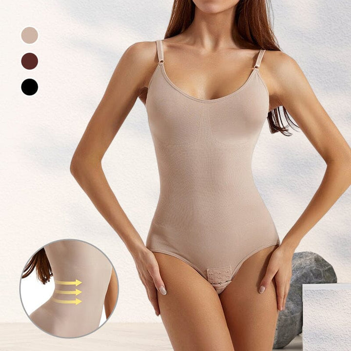 Abrikooskleurige naadloze shaping bodysuit voor dames. Figuurvormend en comfortabel, ideaal als onderkleding.