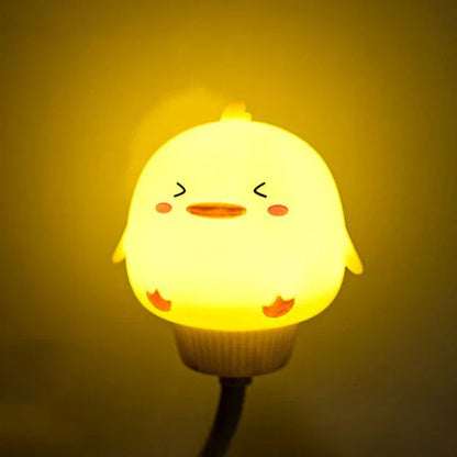 "Schattig nachtlampje tafelmodel met dierenthema: kitten, konijn, eend of beer, warm LED-licht voor gezellige verlichting."