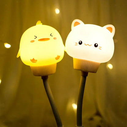 "Schattig nachtlampje tafelmodel met dierenthema: kitten, konijn, eend of beer, warm LED-licht voor gezellige verlichting."