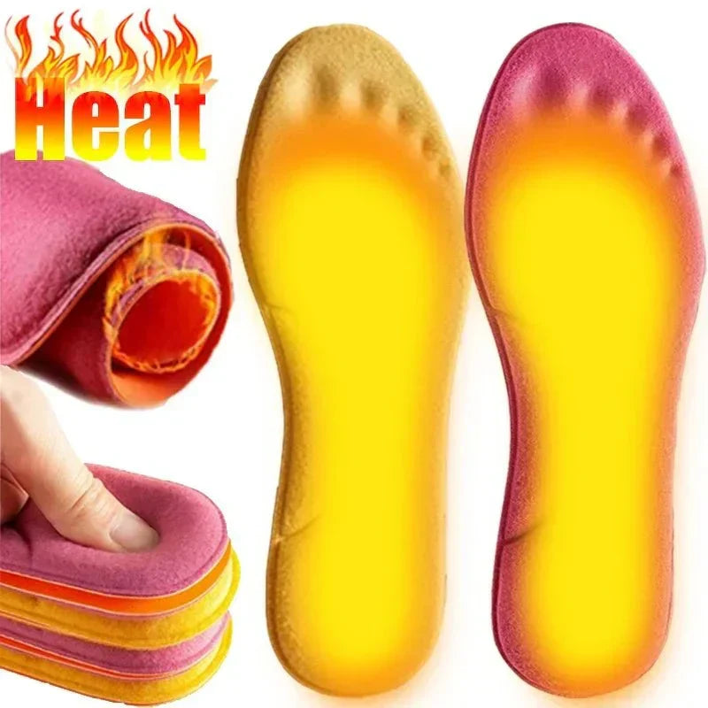 Unisex zelfverwarmde thermische inlegzolen voor warme voeten in de winter en tijdens buitenactiviteiten.