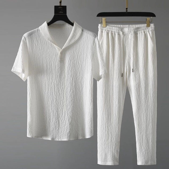 Heren luchtige zomer set. Stijlvolle en comfortabele kleding, ideaal voor warme dagen en casual looks.