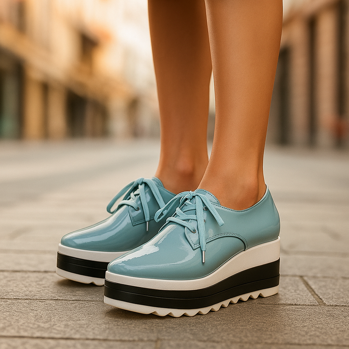 Modieuze platform veterschoenen voor dames, bieden stijlvolle hakken en comfort voor elke casual gelegenheid.