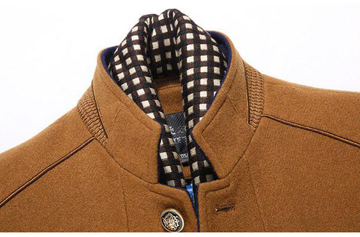 Moderne heren elegante overjas in marineblauw. Slim fit herfst/winter sjaaljas, veelzijdig voor hem.