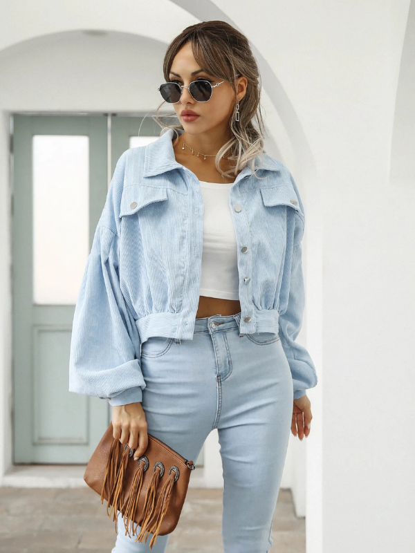 Dames Eva cropped bomberjas, stijlvol en trendy voor lente/herfst casual look.