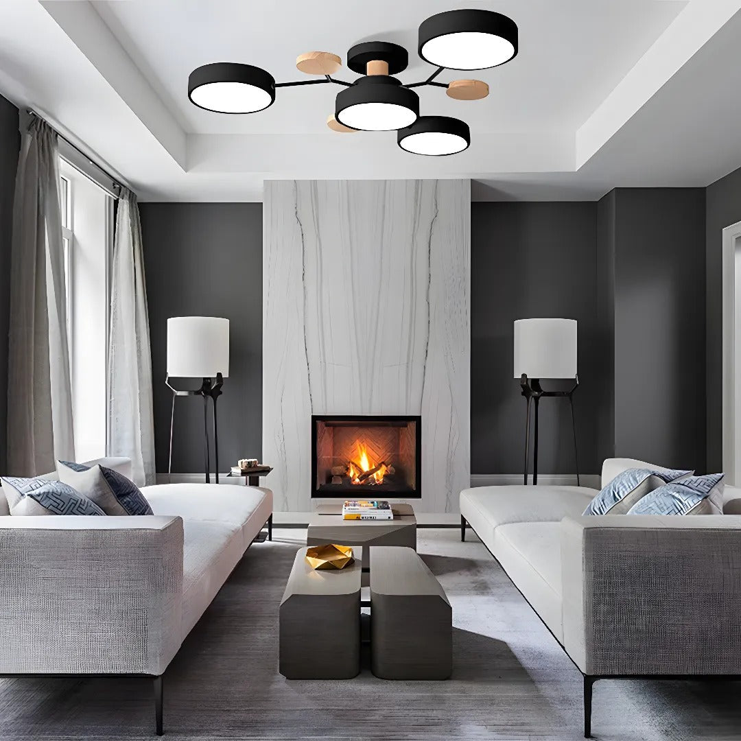 Compacte Halo LED-plafondlamp, ideaal voor kleinere slaapkamers of gangen.