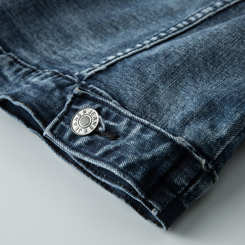 "Slim fit denimjack heren, retro motorstijl, biker look, stretch katoen, turn-down kraag, knoopsluiting, streetwear casual"