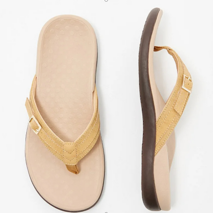 Slipvaste orthopedische dames teenslippers voor de zomer, bieden comfort en uitstekende voetboogsteun.