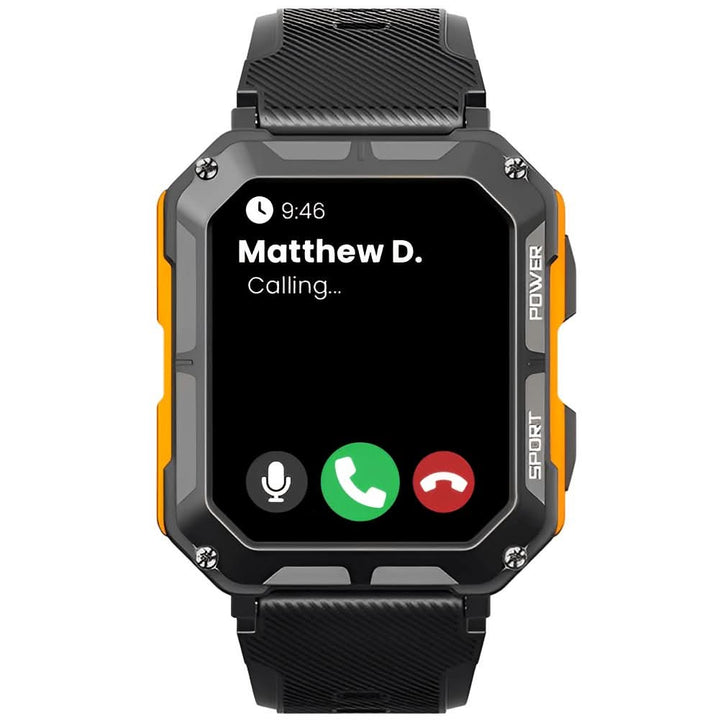 Detail van ArmorTime smartwatch display, toont activiteitstracker gegevens, hartslag en tijd. Ideaal voor sport.