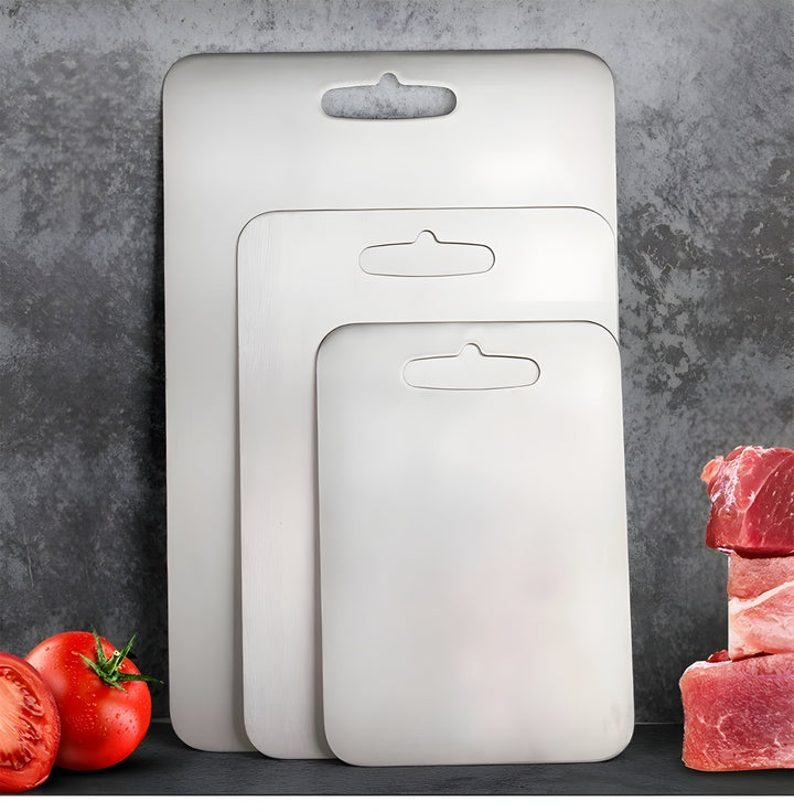 Hygienische titanium snijplank, dik en stevig, voor dagelijks snijden in elke moderne keuken.