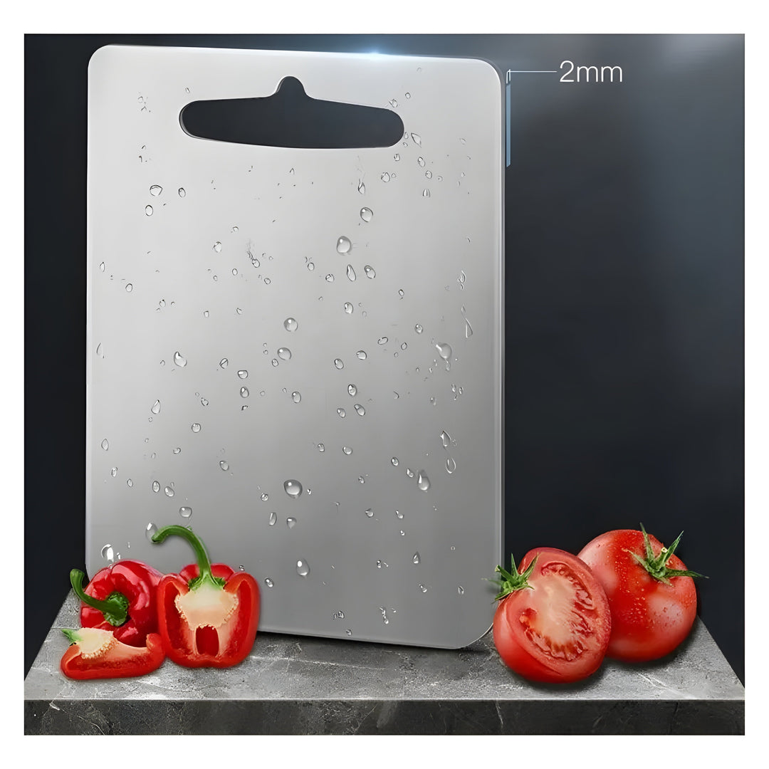 Moderne titanium snijplank voor efficiënte voedselbereiding, robuust, duurzaam en onderhoudsvrij design.