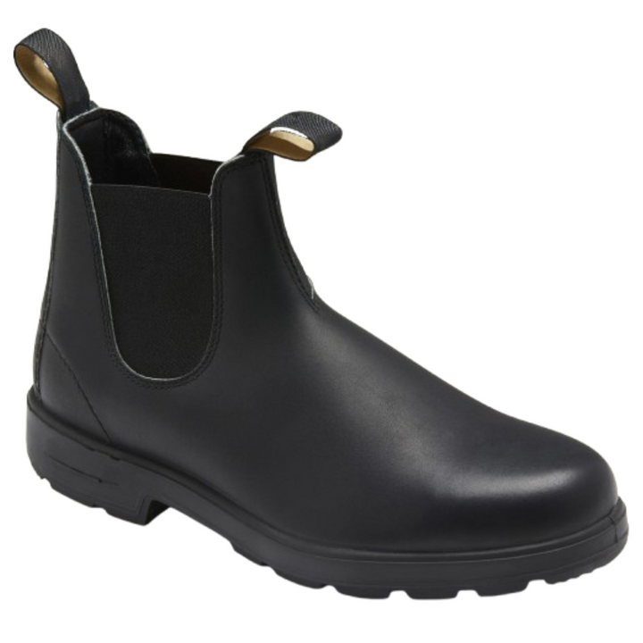 Profiel van de trendy Finn Chelsea winterlaars, met robuuste constructie en moderne uitstraling.