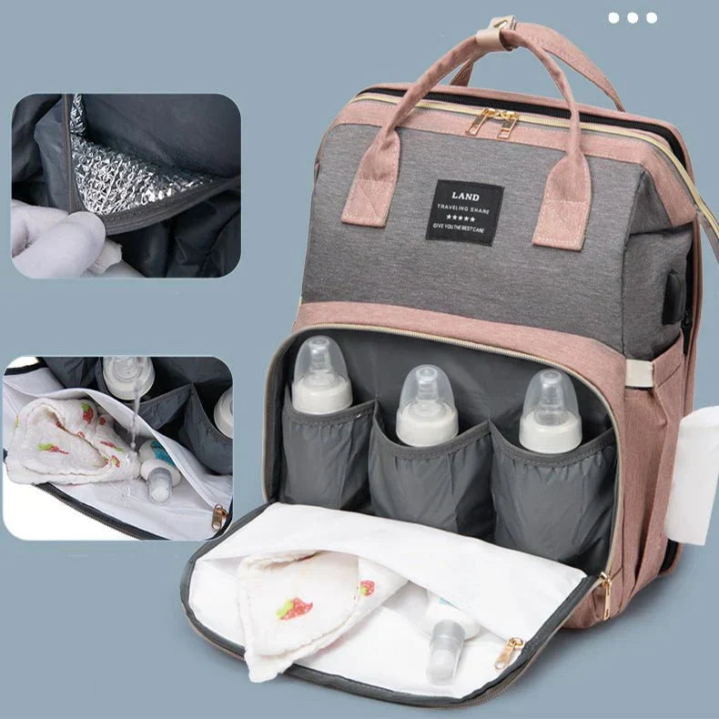Compacte, waterafstotende verzorgingstas die uitklapt tot een comfortabel baby reisbedje.