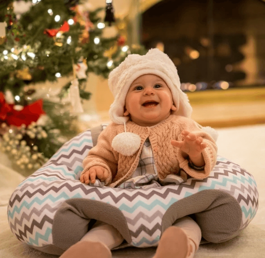 Pluche kinderfauteuil, ideaal voor comfortabel zitten en spelen in de kinderkamer.