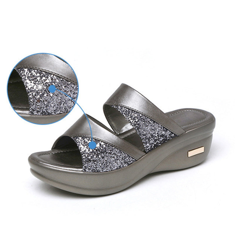 Zilveren orthopedische dames sandalen; stijlvolle zomerschoenen met ergonomische pasvorm en optimale voetondersteuning.